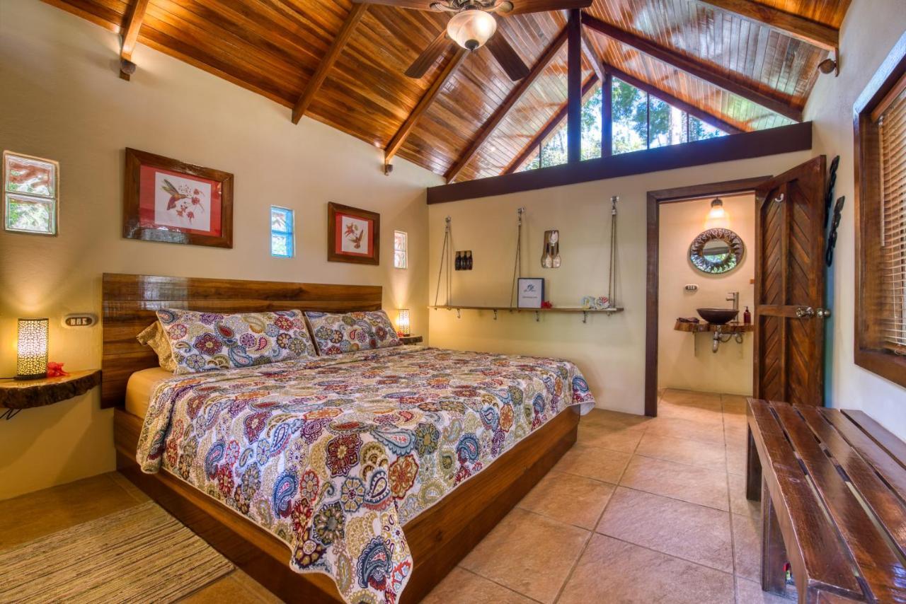 Caribe Town Bungalows Puerto Viejo de Talamanca エクステリア 写真